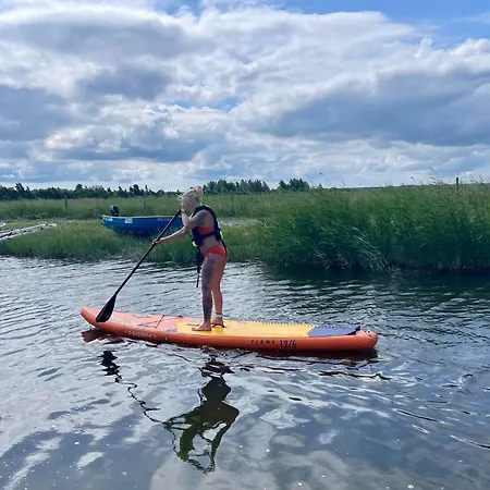Campsite Elamusmajutus Intsu Vorgukuuris
