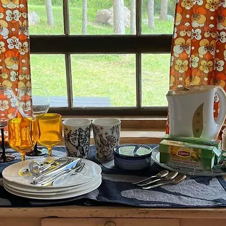 Campsite Elamusmajutus Intsu Vorgukuuris *