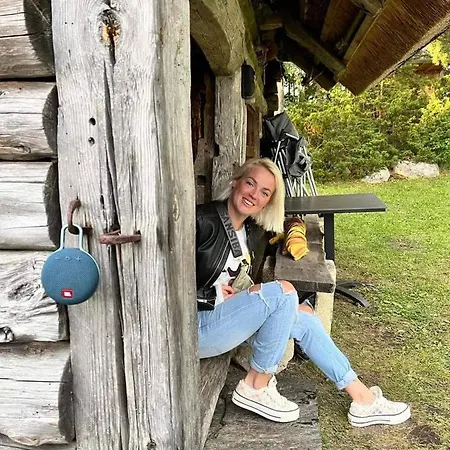 Elamusmajutus Intsu Vorgukuuris Campingplatz