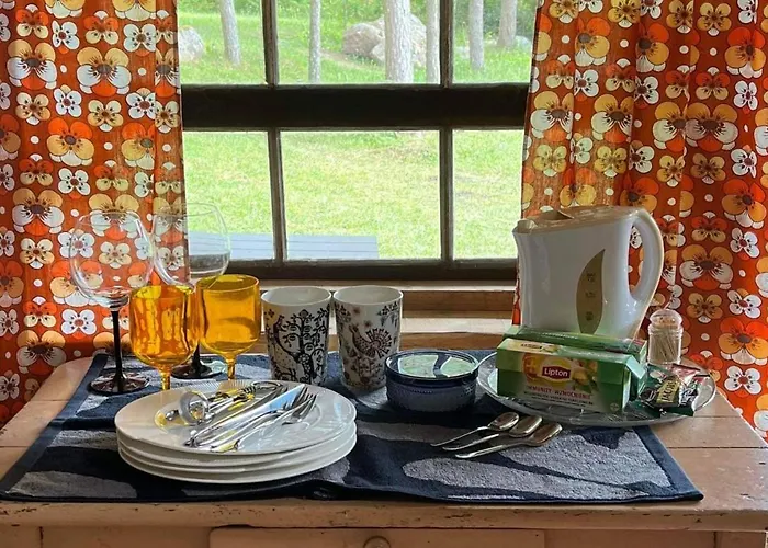 Campsite Elamusmajutus Intsu Vorgukuuris *