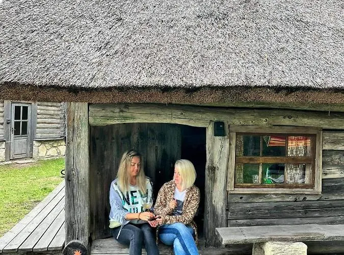 Elamusmajutus Intsu Vorgukuuris Kemp Liiva (Saaremaa)