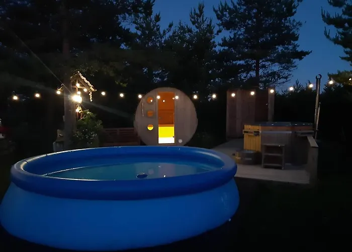 Elamusmajutus Intsu Vorgukuuris * Liiva (Saaremaa)