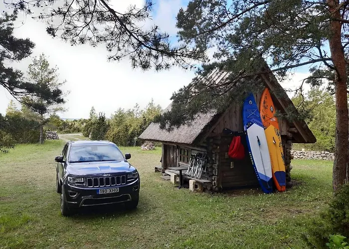 Elamusmajutus Intsu Vorgukuuris Campsite